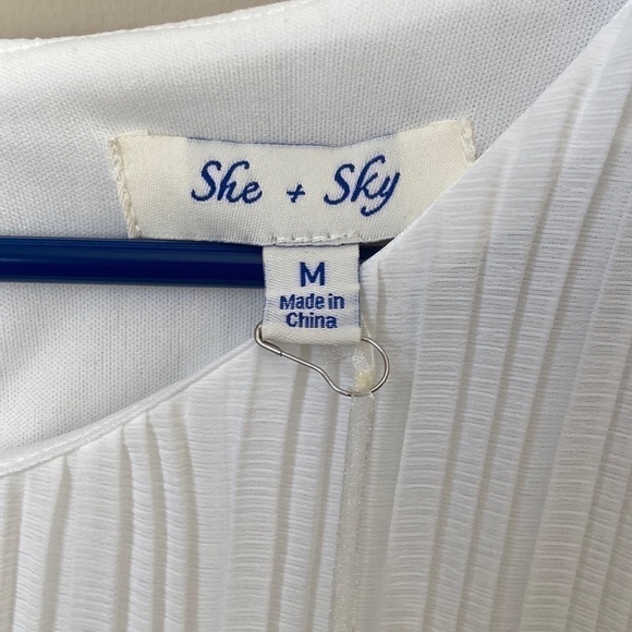 nwt White Pleated Long Sleeve Blouse Medium - Picture 7 of 8